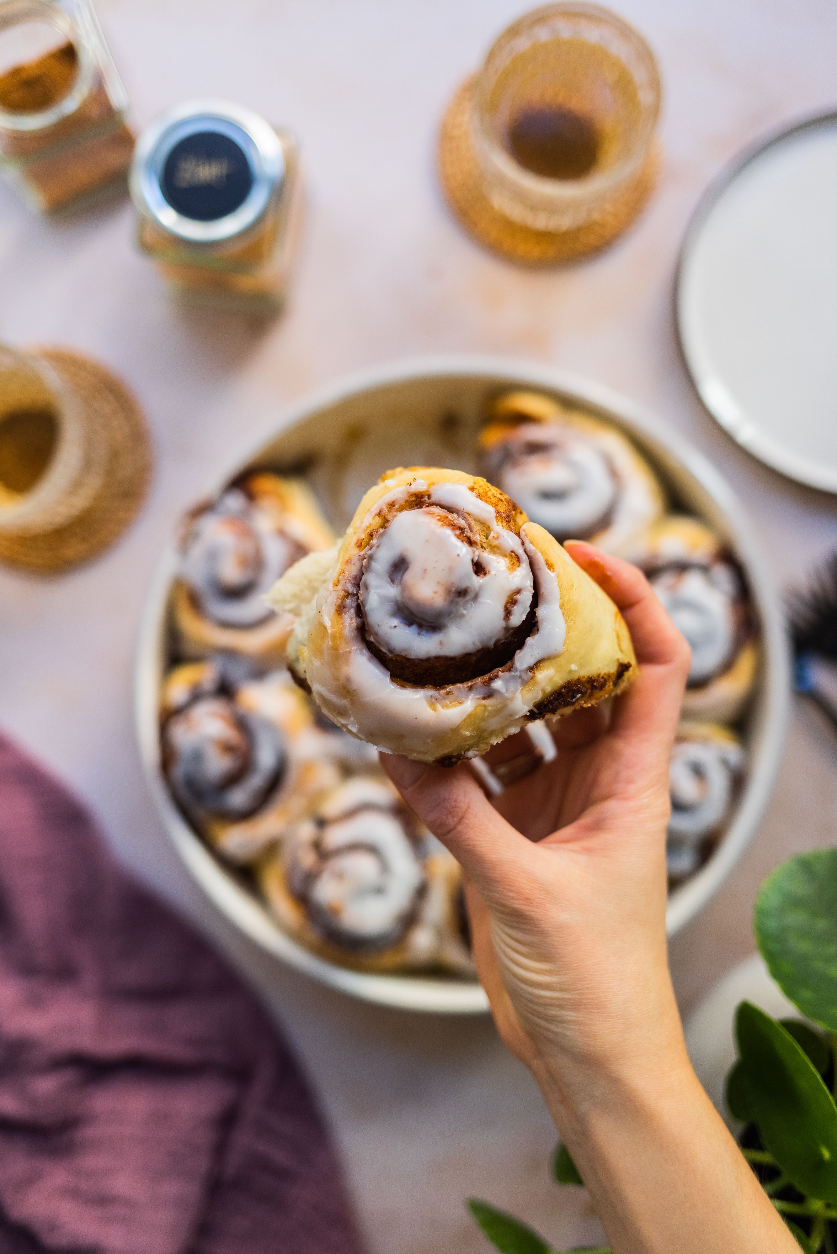 R201 Super easy: Vegan Cinnamon Rolls