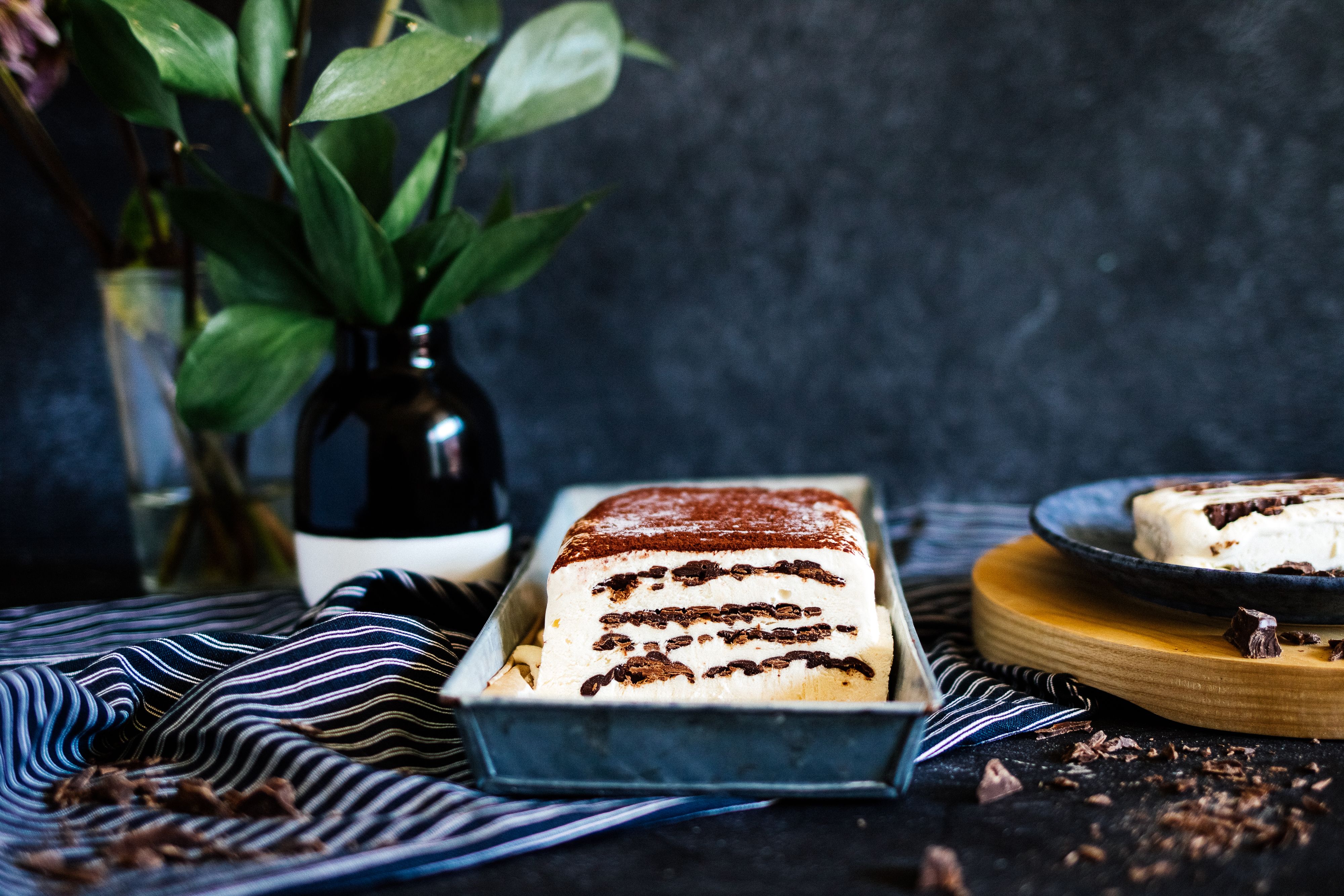 Vegan Viennetta (Vanilla Icebox Cake with Chocolate)