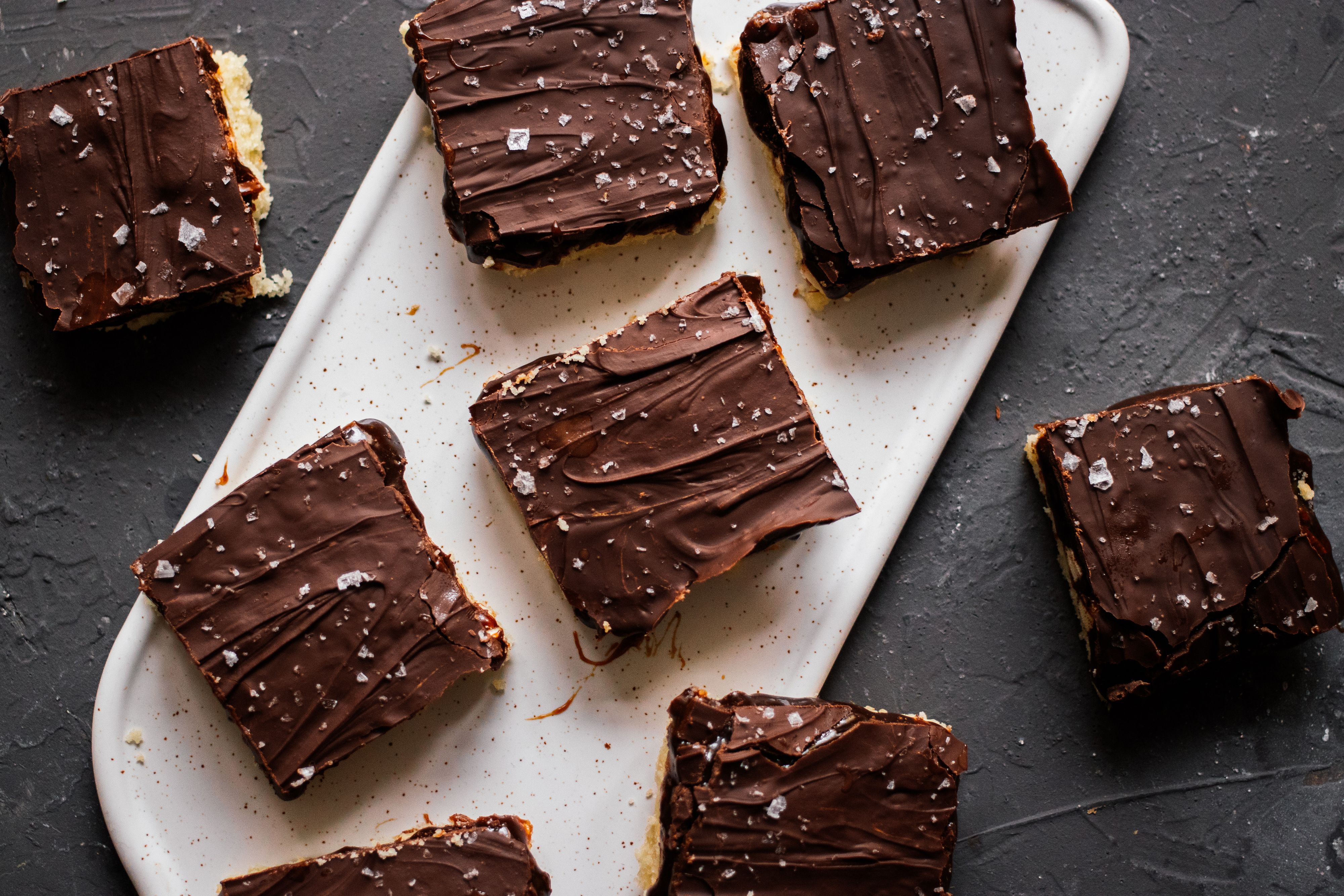 R509 Vegan Almond Millionaire Bars