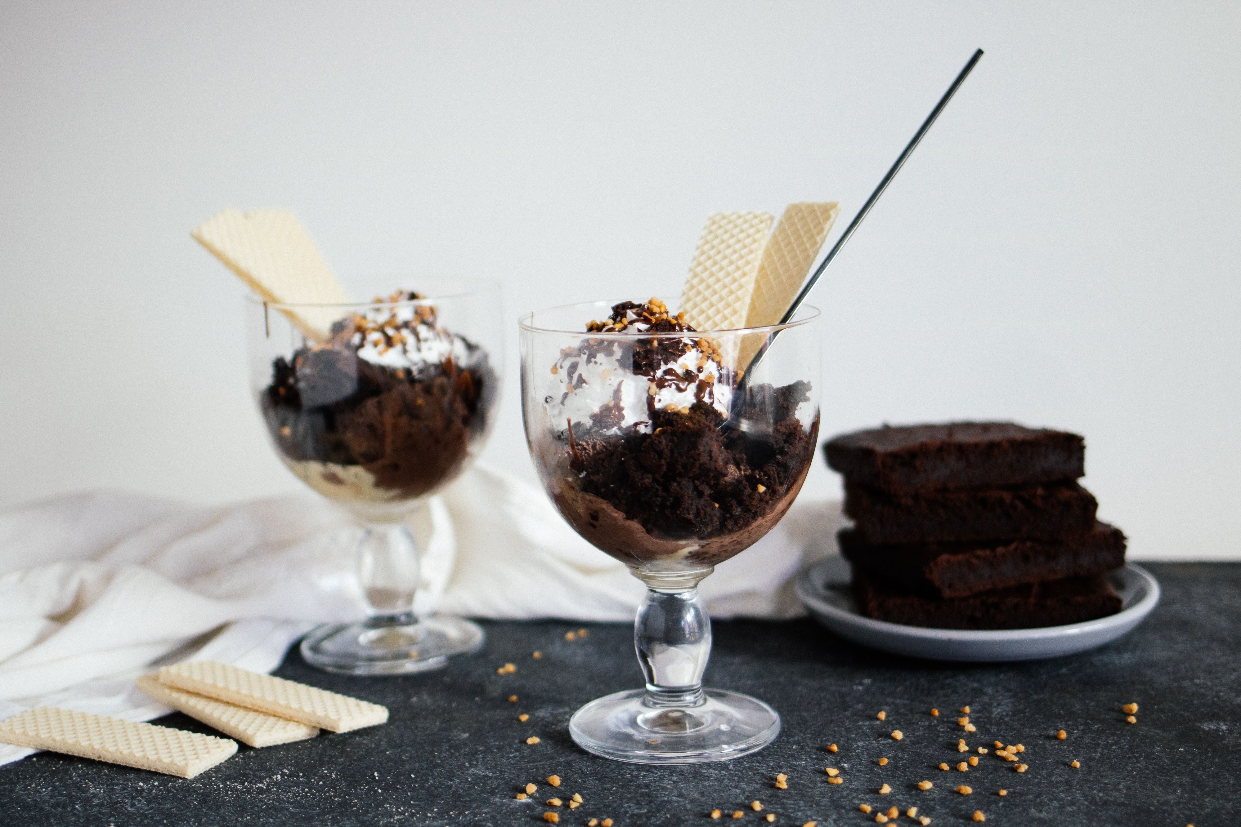 R423 Vegan Brownie Sundae