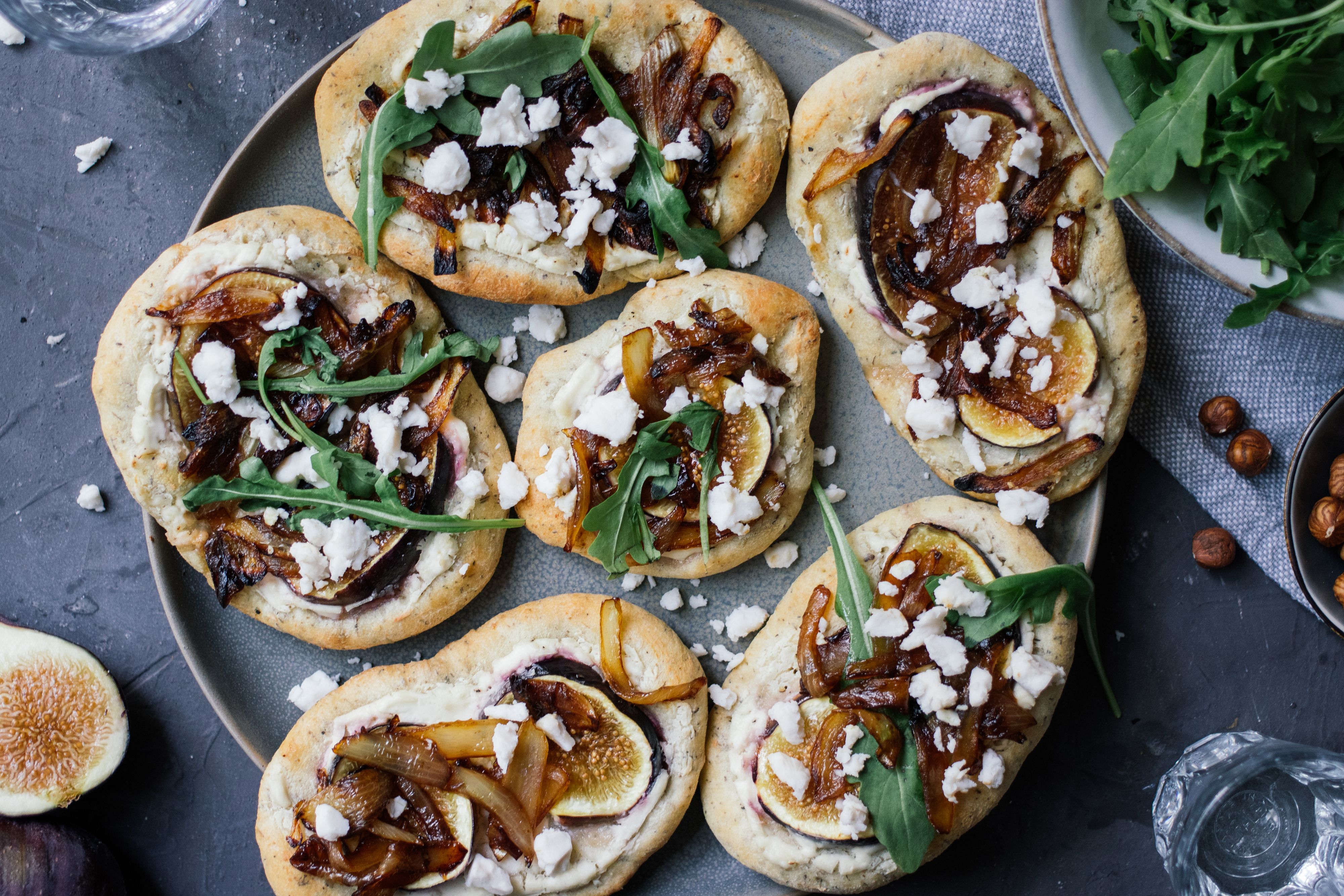 Vegan Flatbread Mini Pizza with Figs and Balsamic Onions