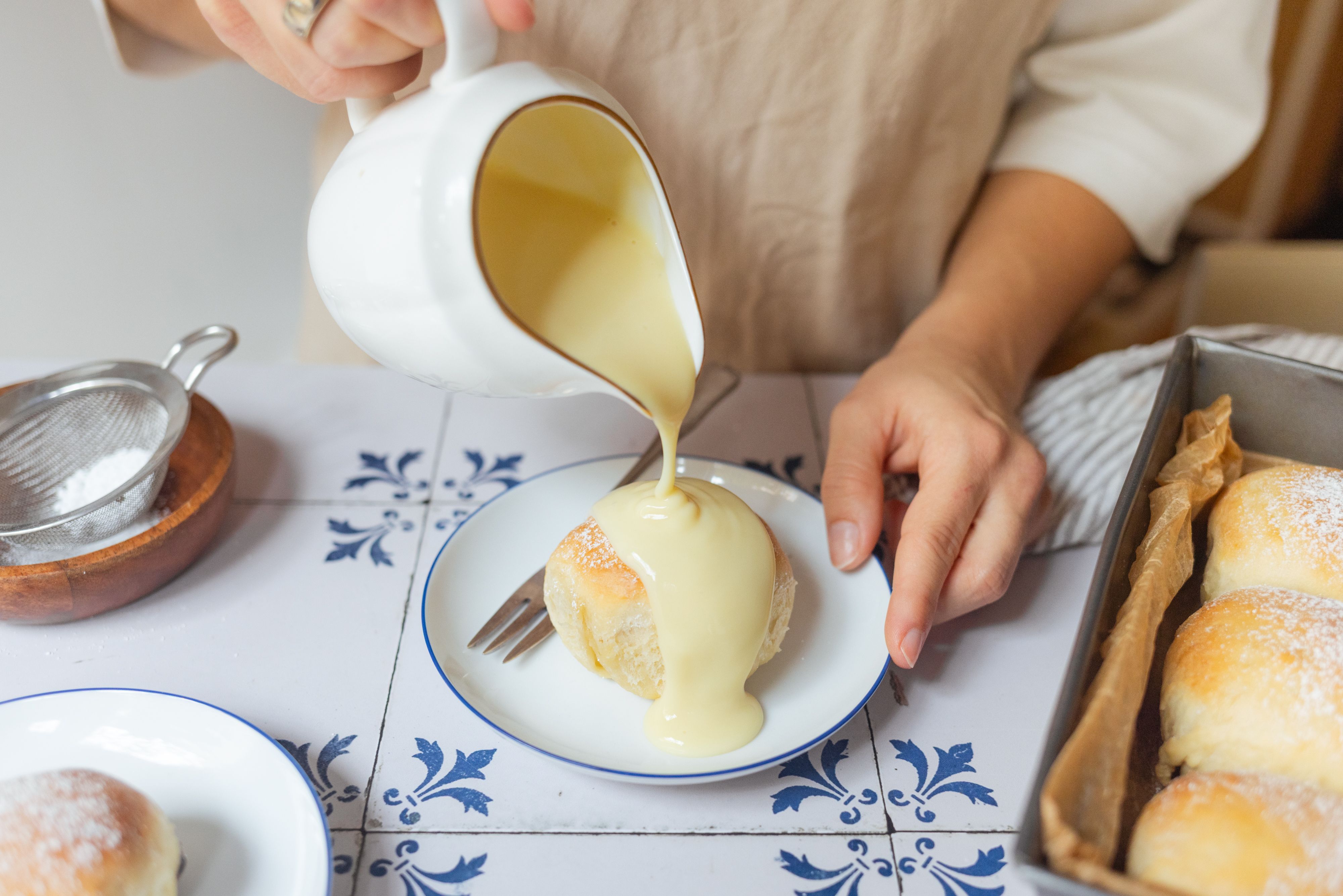Vegan Buchteln with Vanilla Sauce