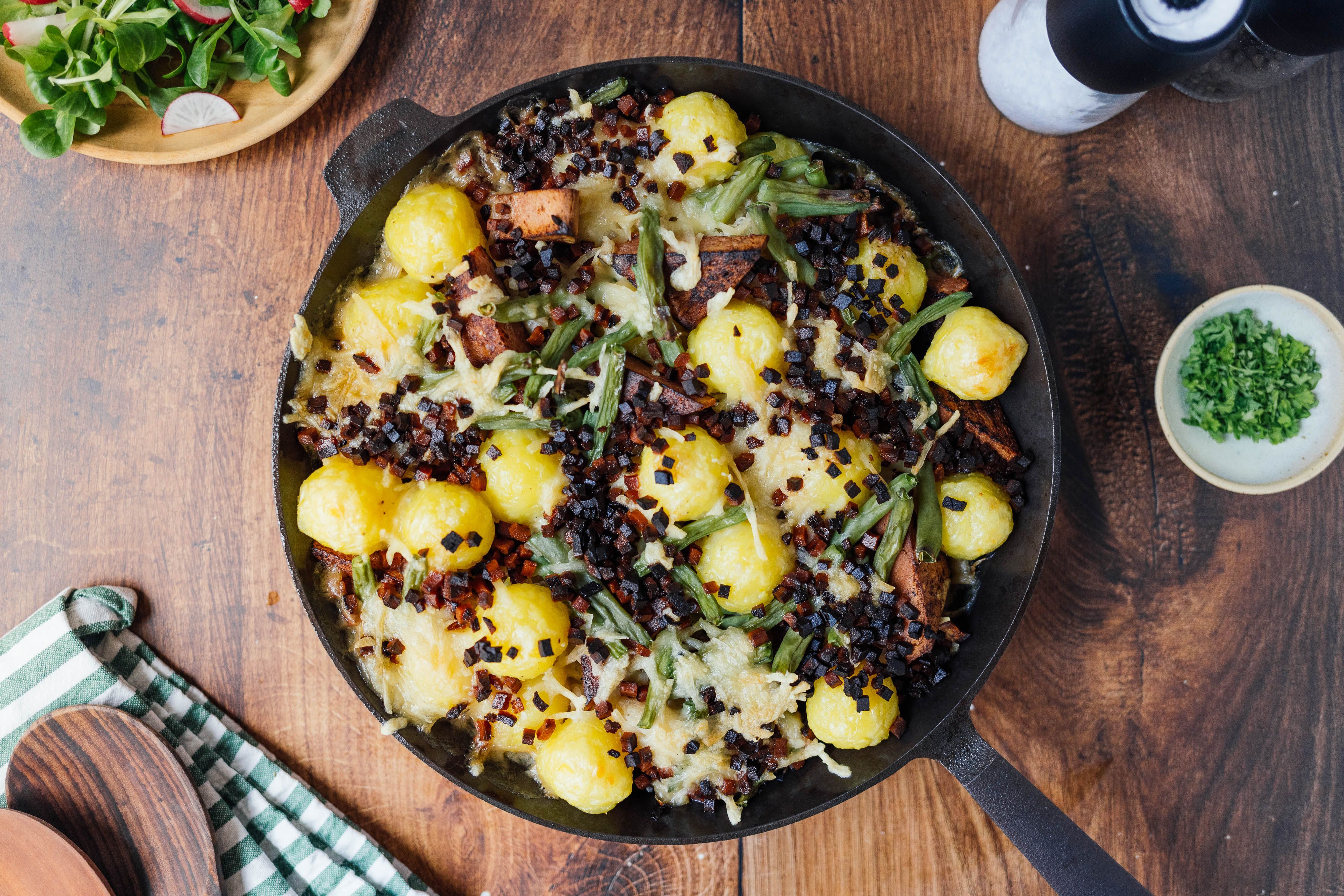 R813 Vegan Potato Dumpling Casserole with Meatloaf and Sauerkraut