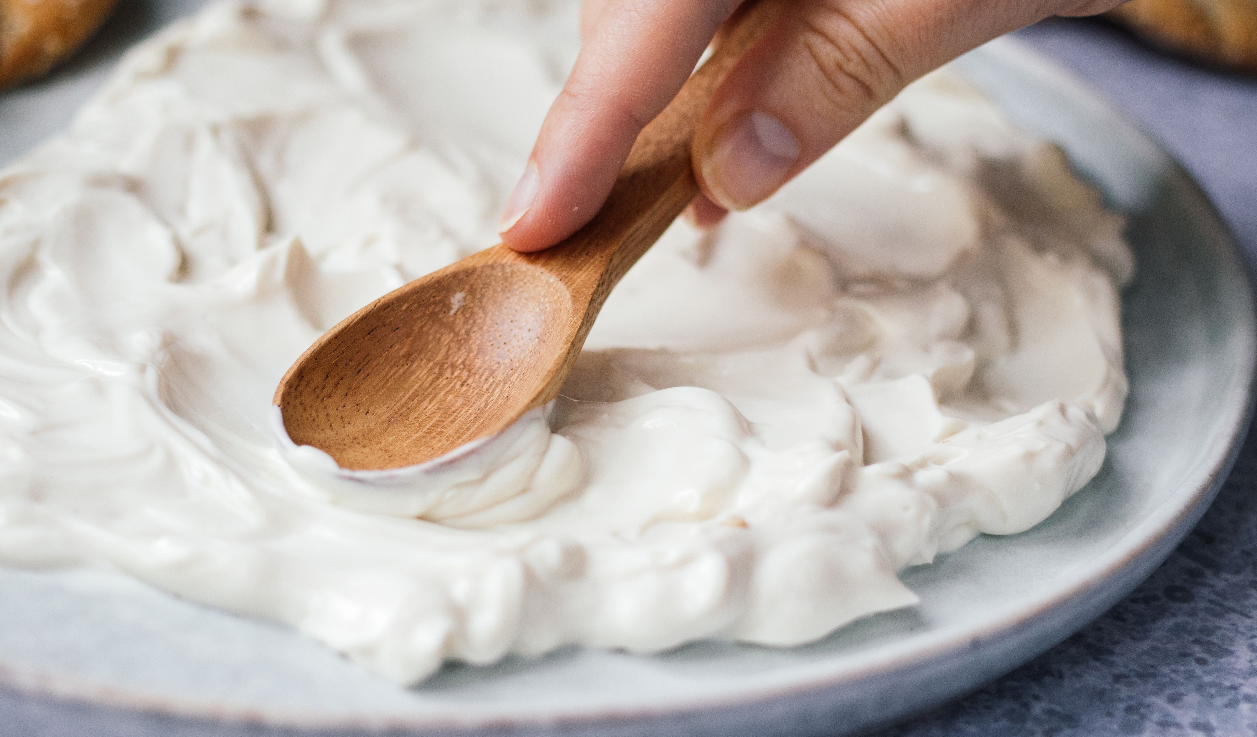 R576 Herbstliches Ofengemüse mit veganem Labneh