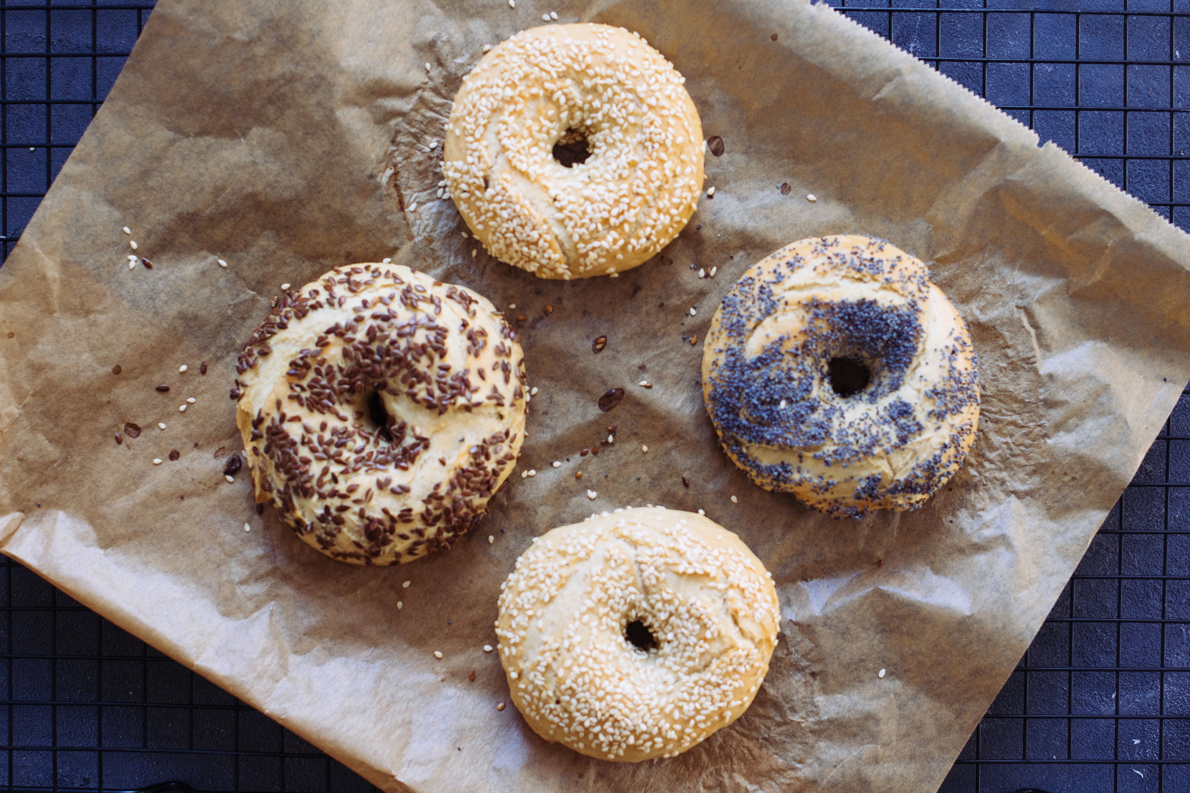 R193 New York-Style Bagel with vegan Cream Cheese