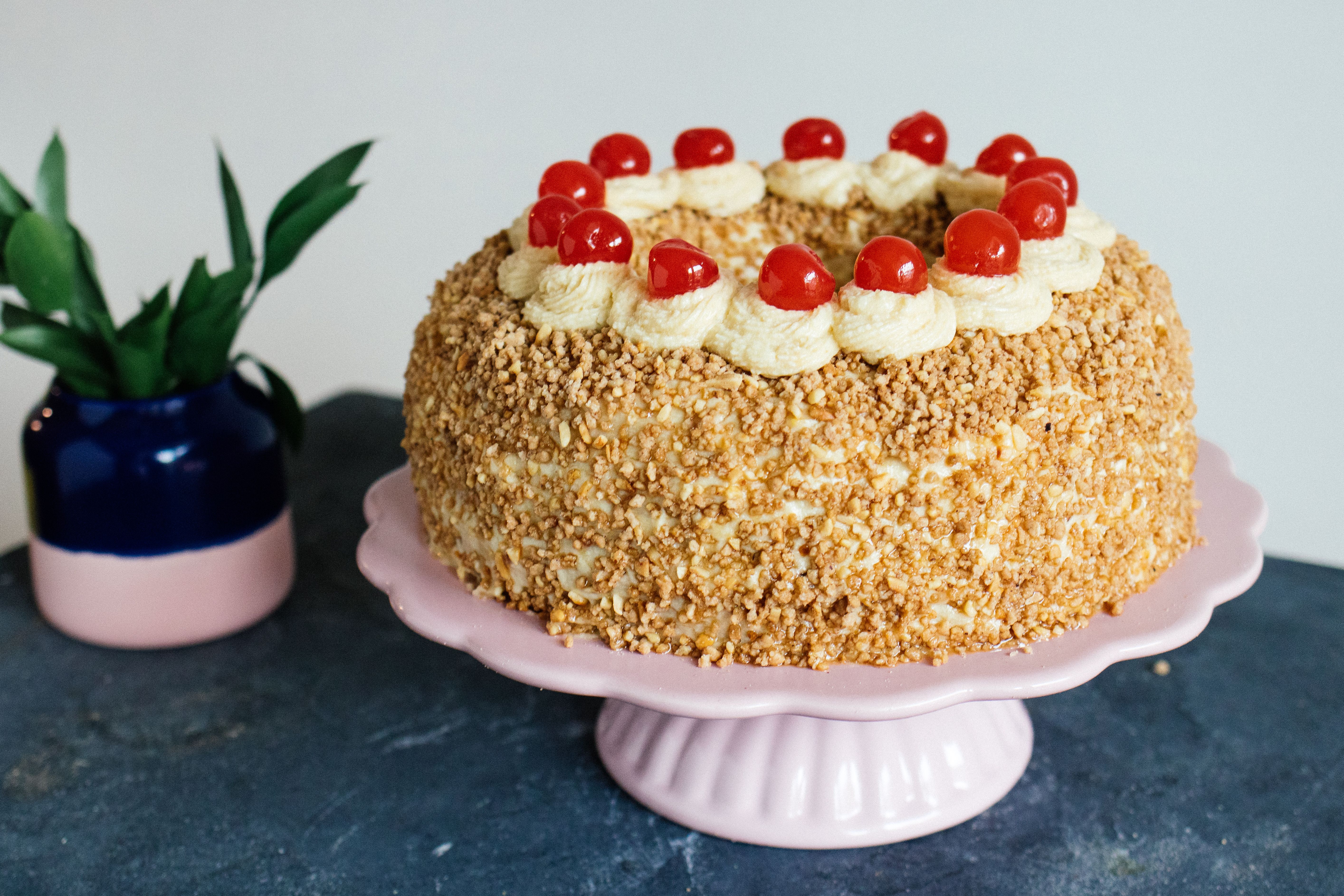Vegan Frankfurter Kranz (Crown Cake)