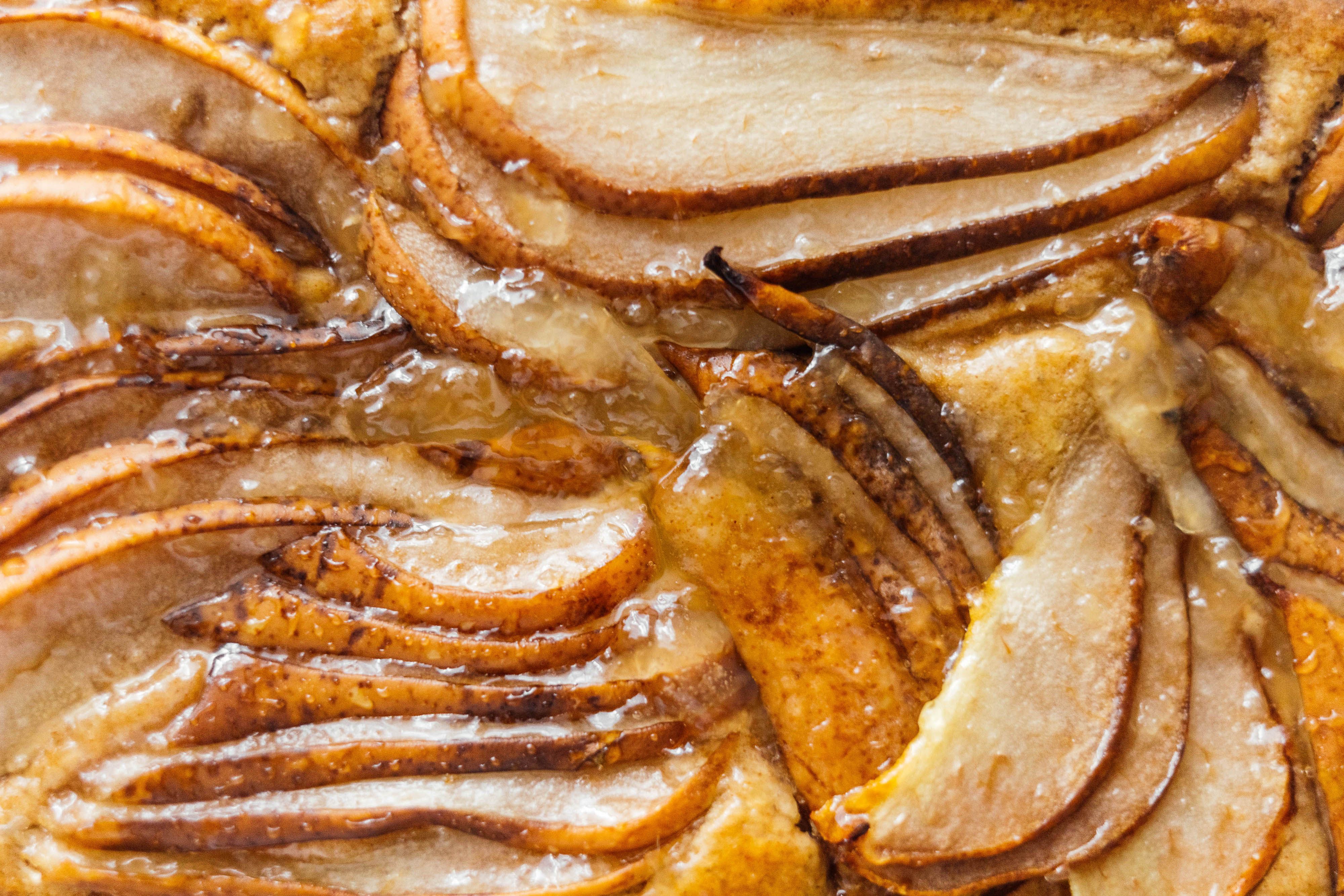 R779 Vegan Pear Ginger Cake