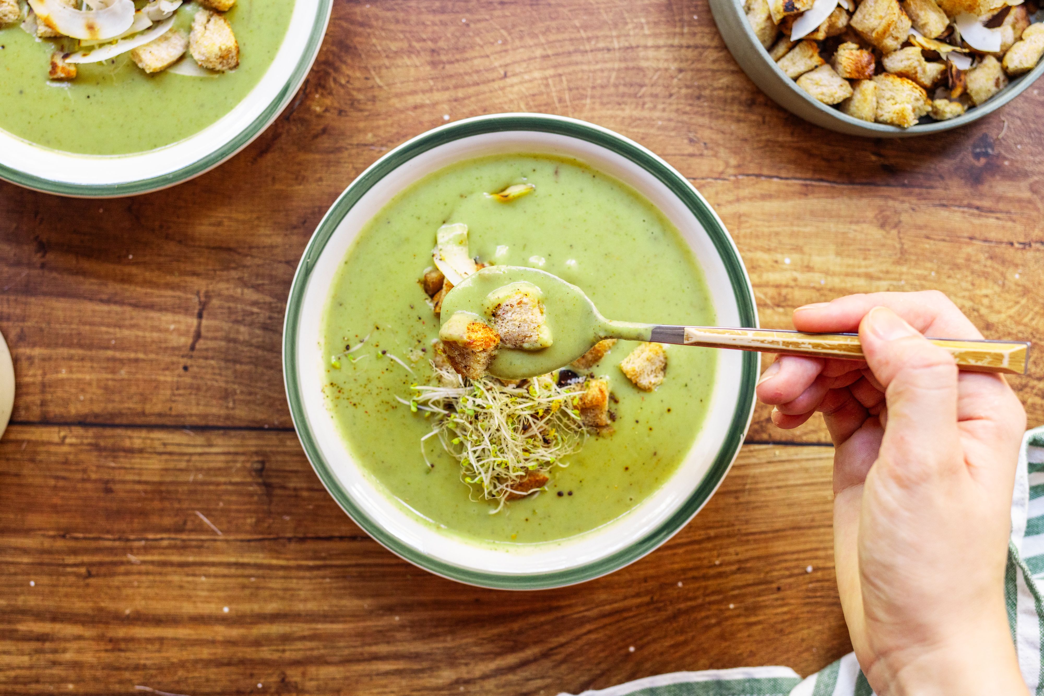 R927 Vegane Brokkolisuppe