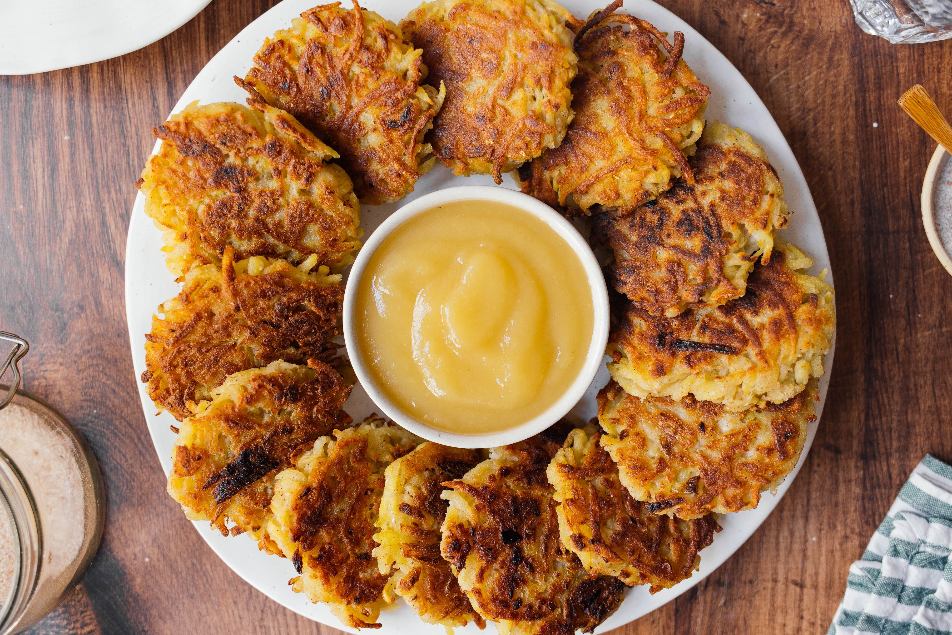 Vegane Kartoffelpuffer mit Apfelmus