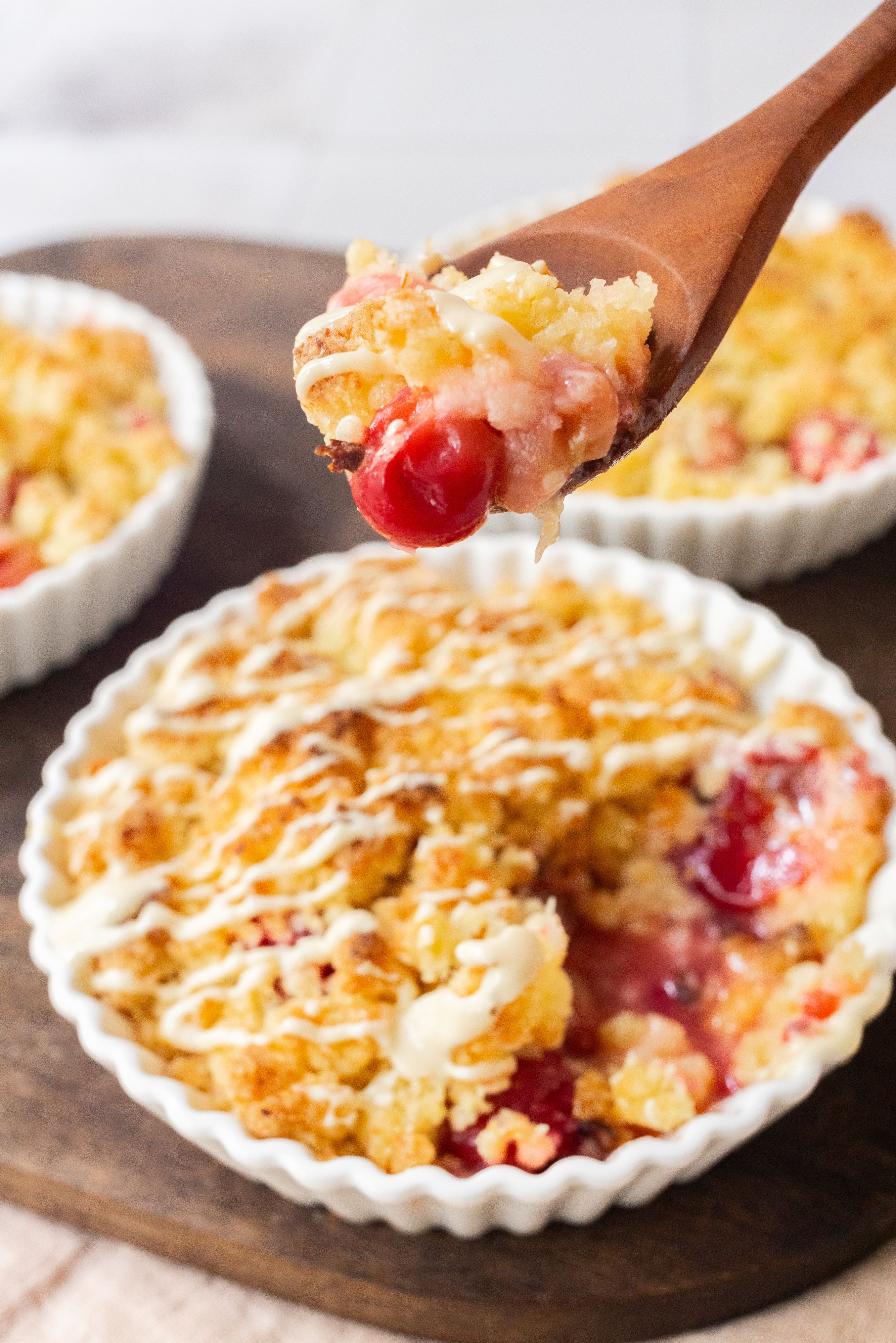 R836 Vegan Gooseberry Crumble with Coconut Crumbles