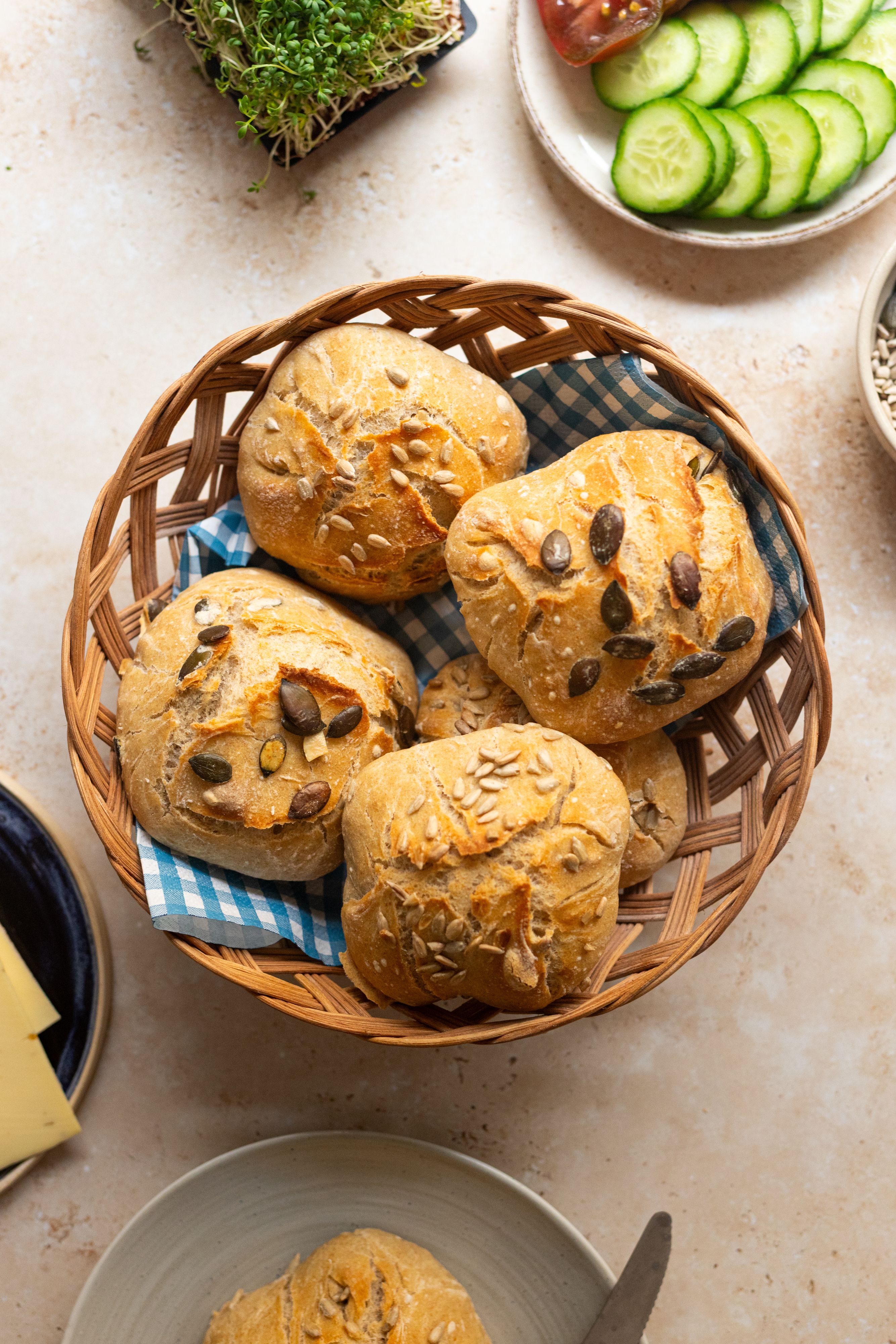R1016 Einfache Sonntagsbrötchen
