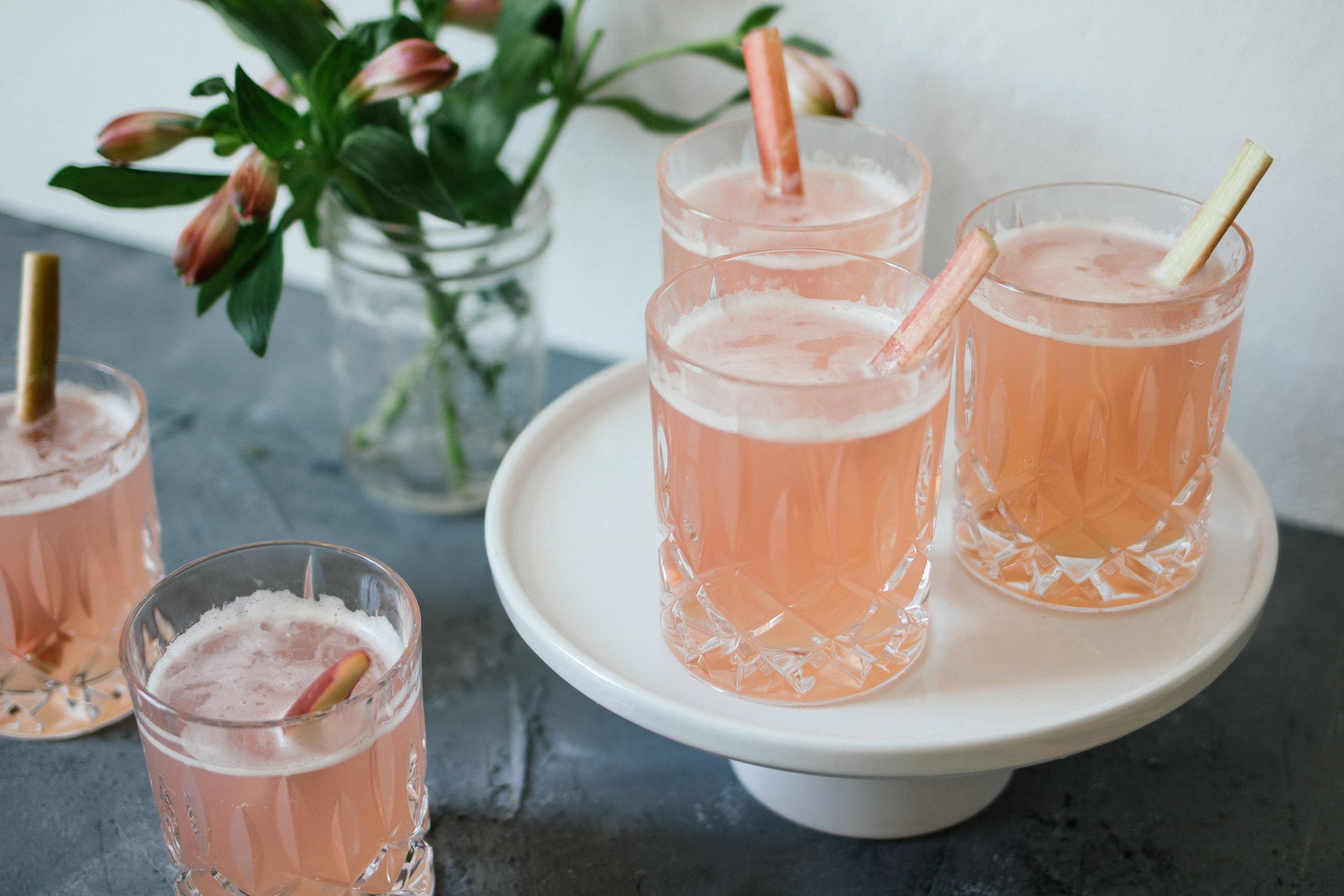 Homemade Rhubarb Lemonade