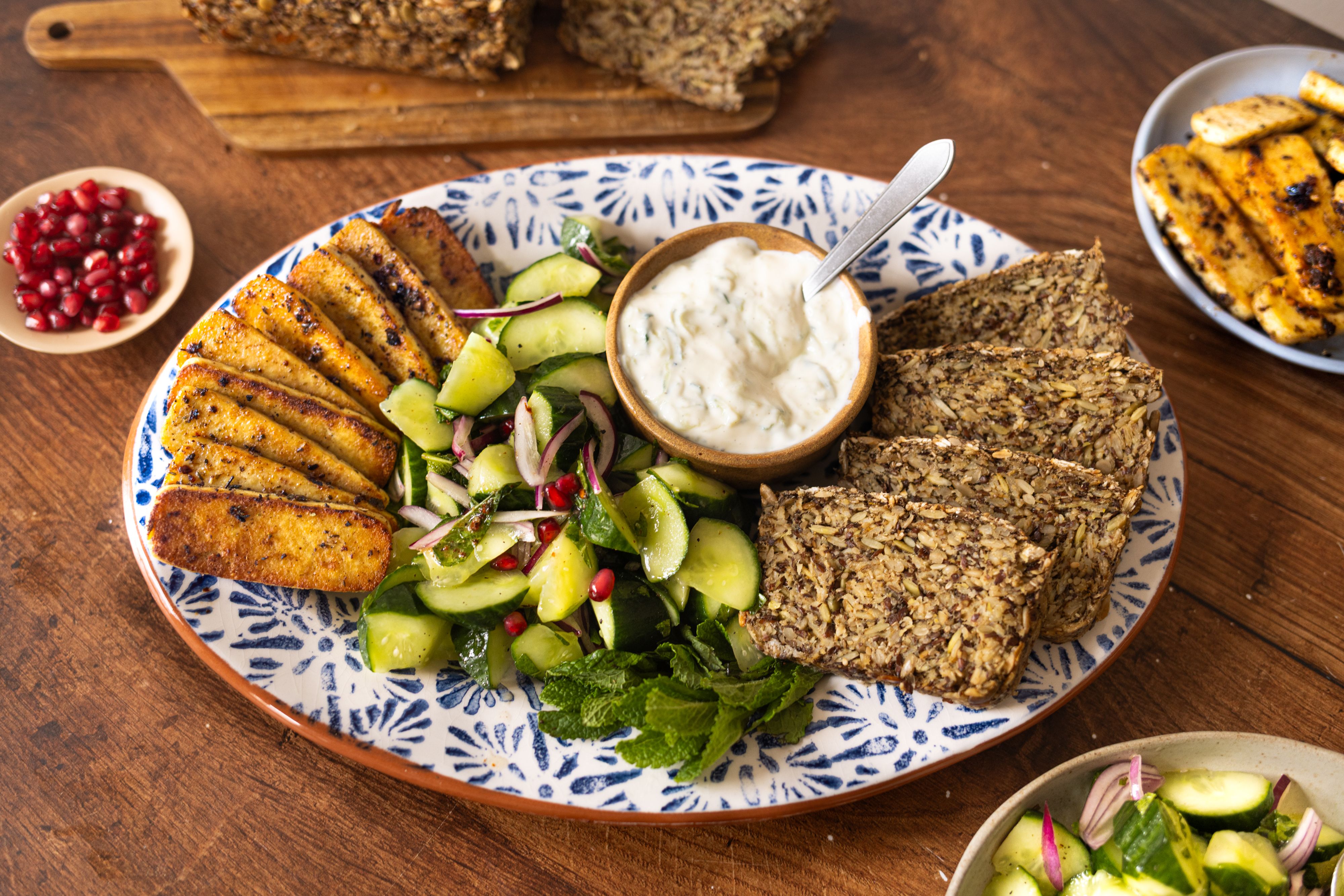 Vegan Halloumi Bread with Tzatziki and Cucumber-Onion-Mint Salad