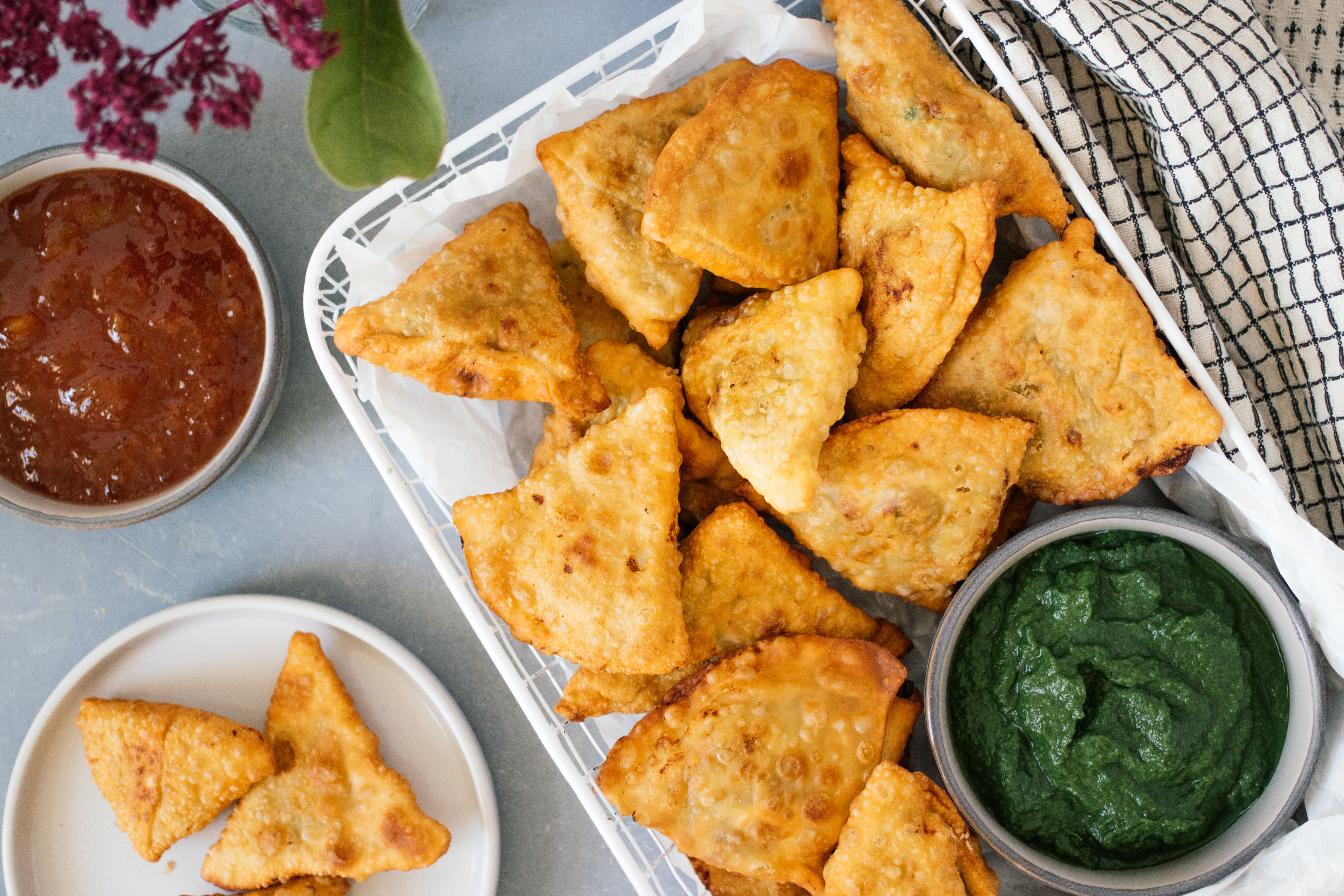 Vegan Samosas with Potato and Chickpea Filling