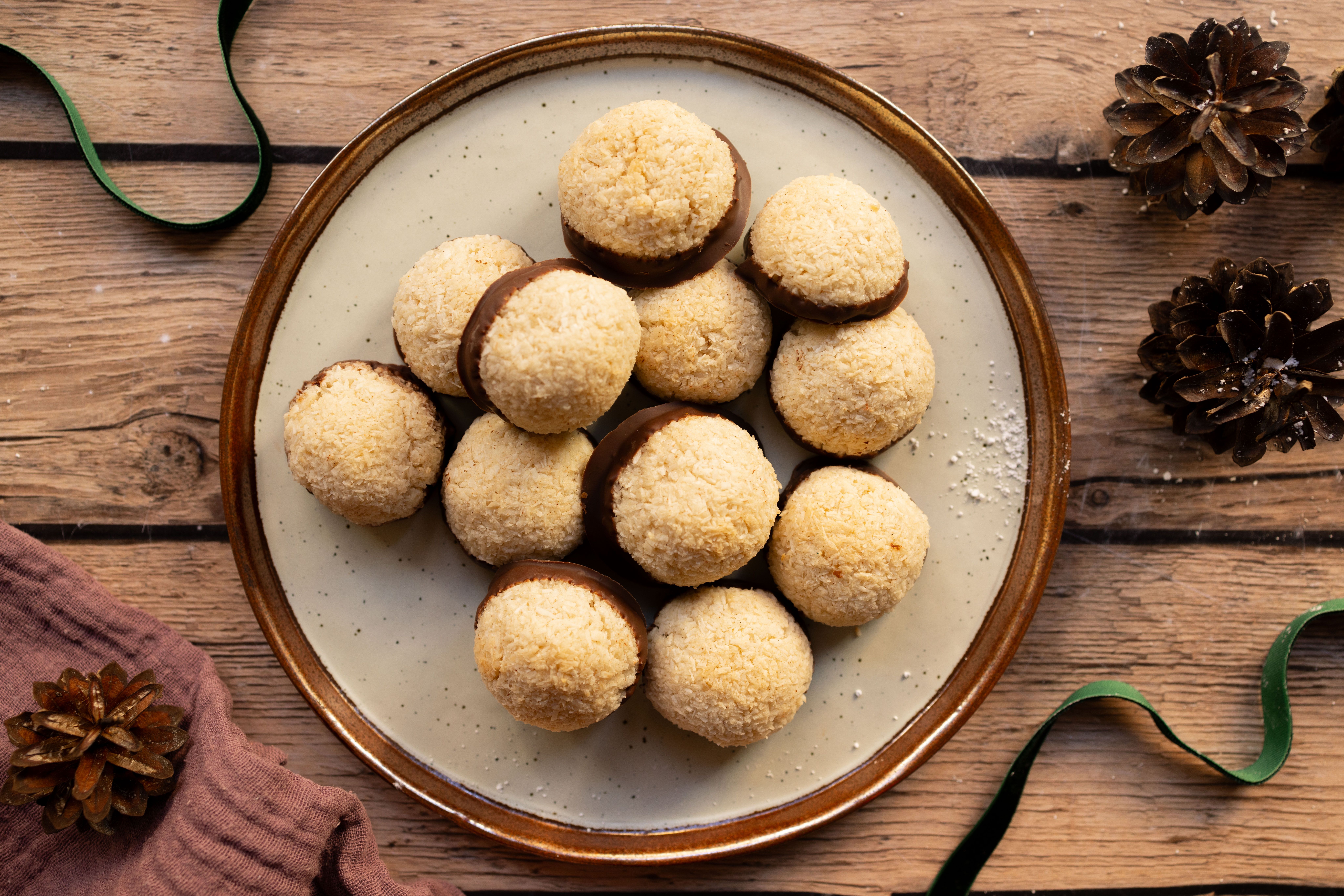 Vegan Coconut Macaroons