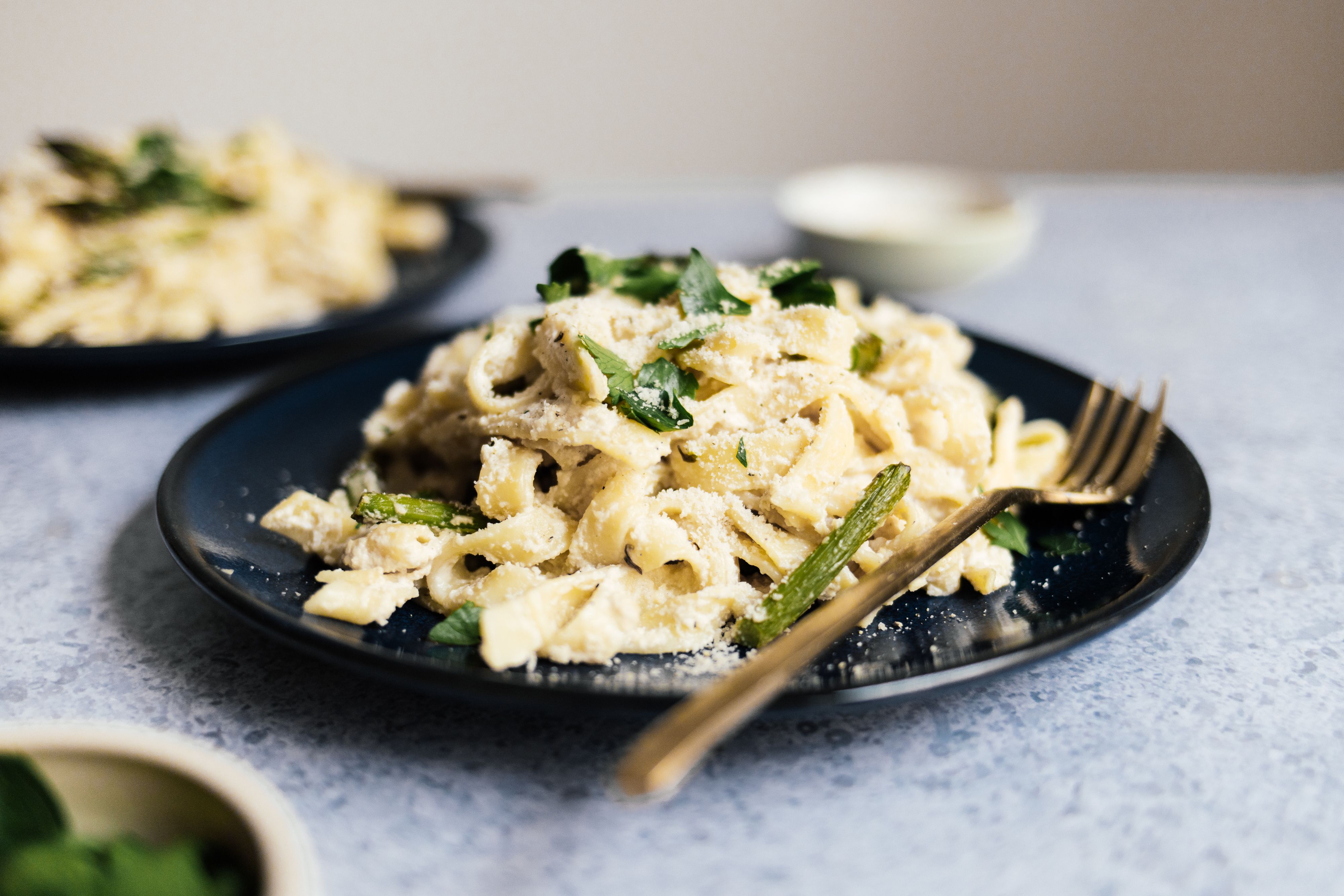 R379 Quick Pasta with Vegan Ricotta & Asparagus