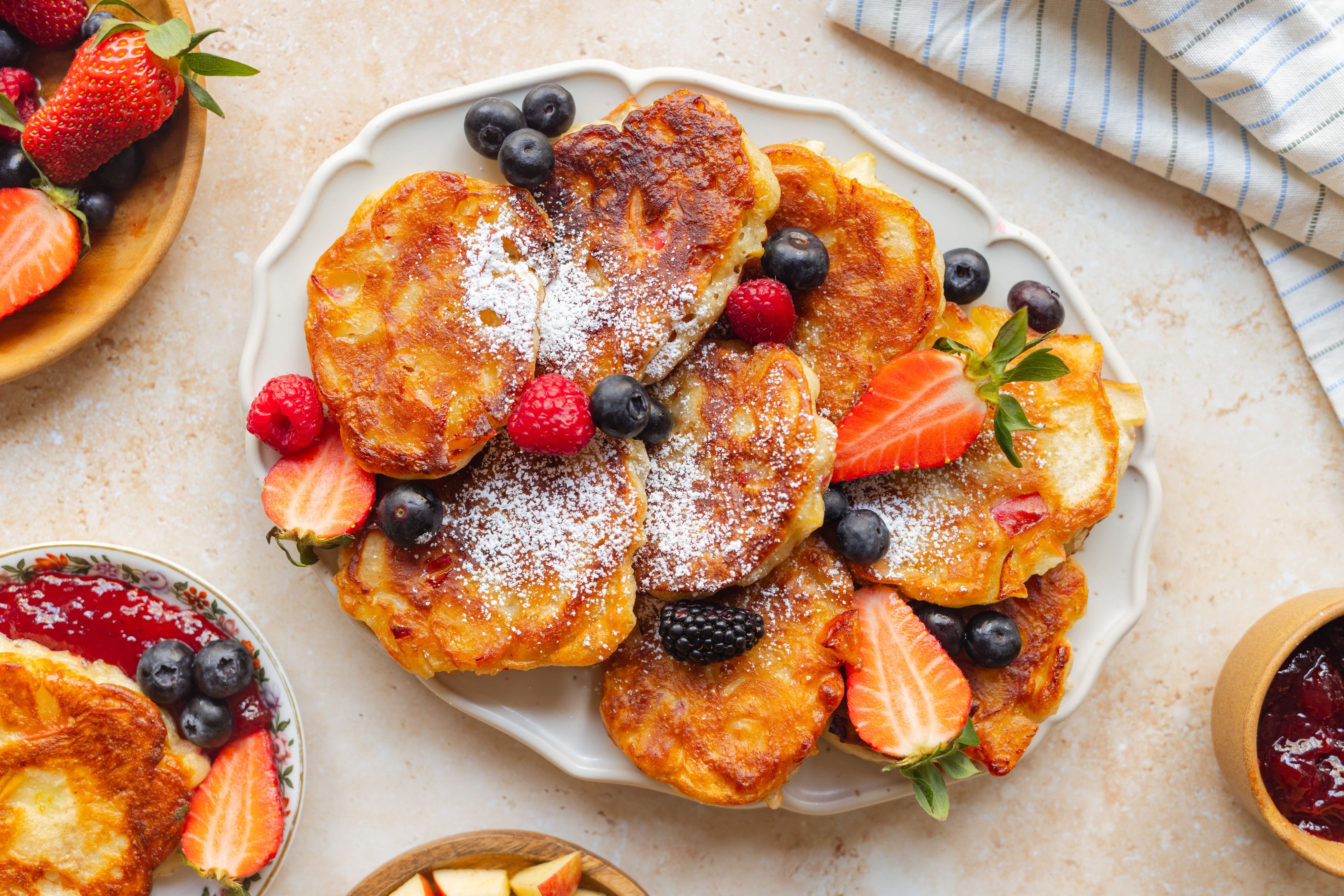 Vegan Yeast Pancakes with Apples