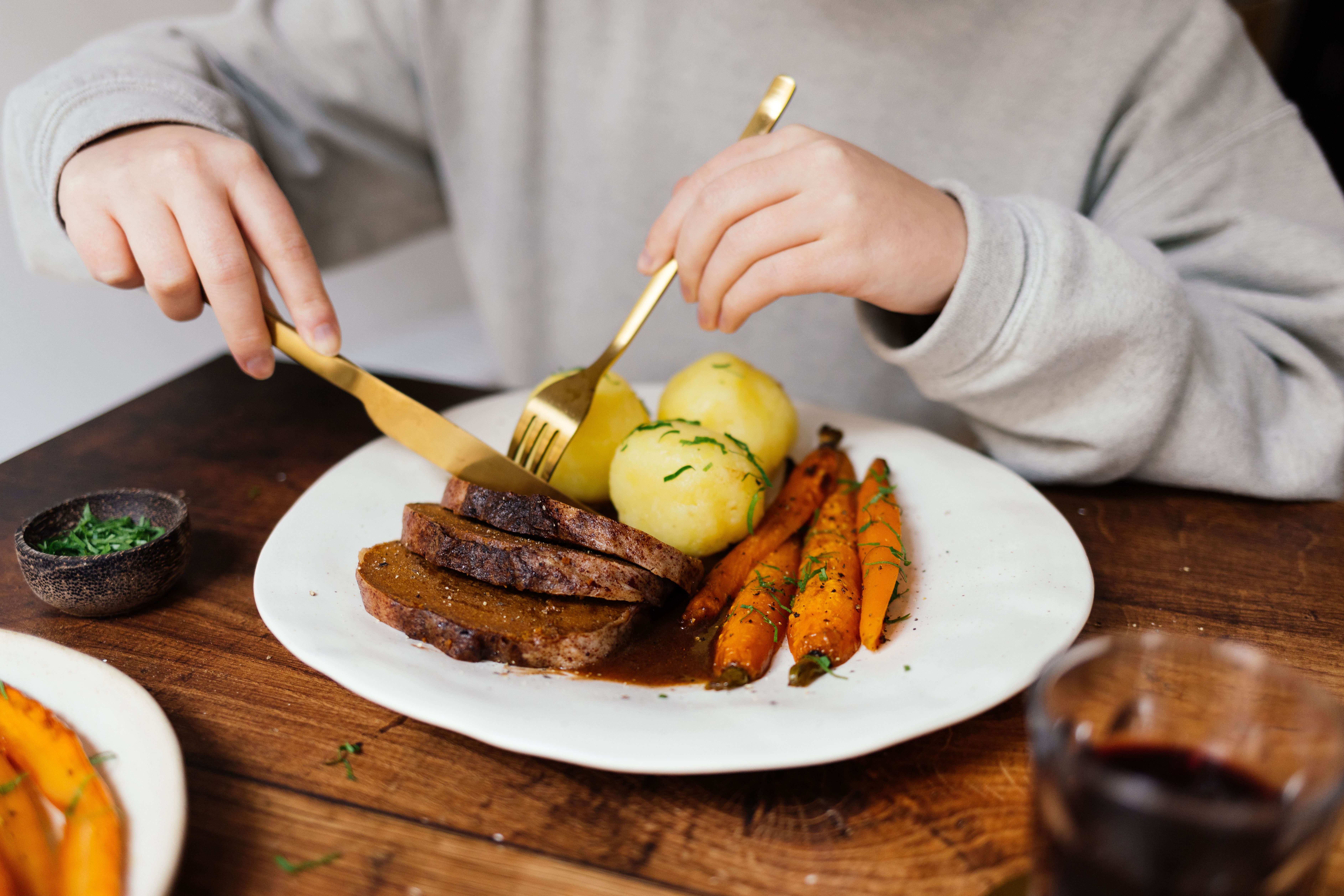 Seitan Roast with vegan Gravy and Christmas Side Dishes