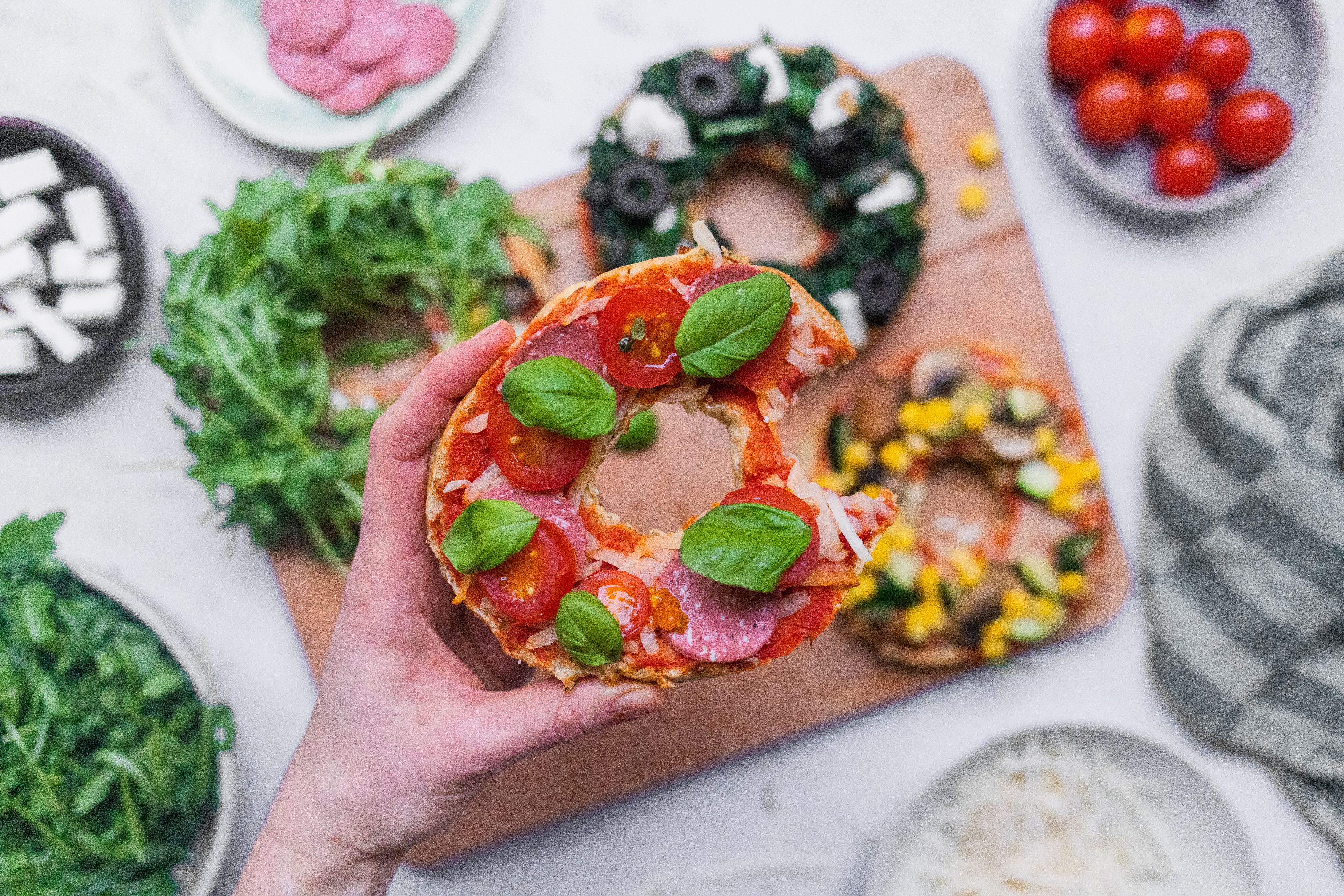 Vegane Pizzabagel mit unseren 3 Lieblings-Toppings