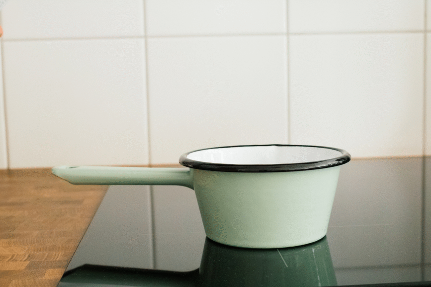 R455 Vegan chai porridge with blueberries