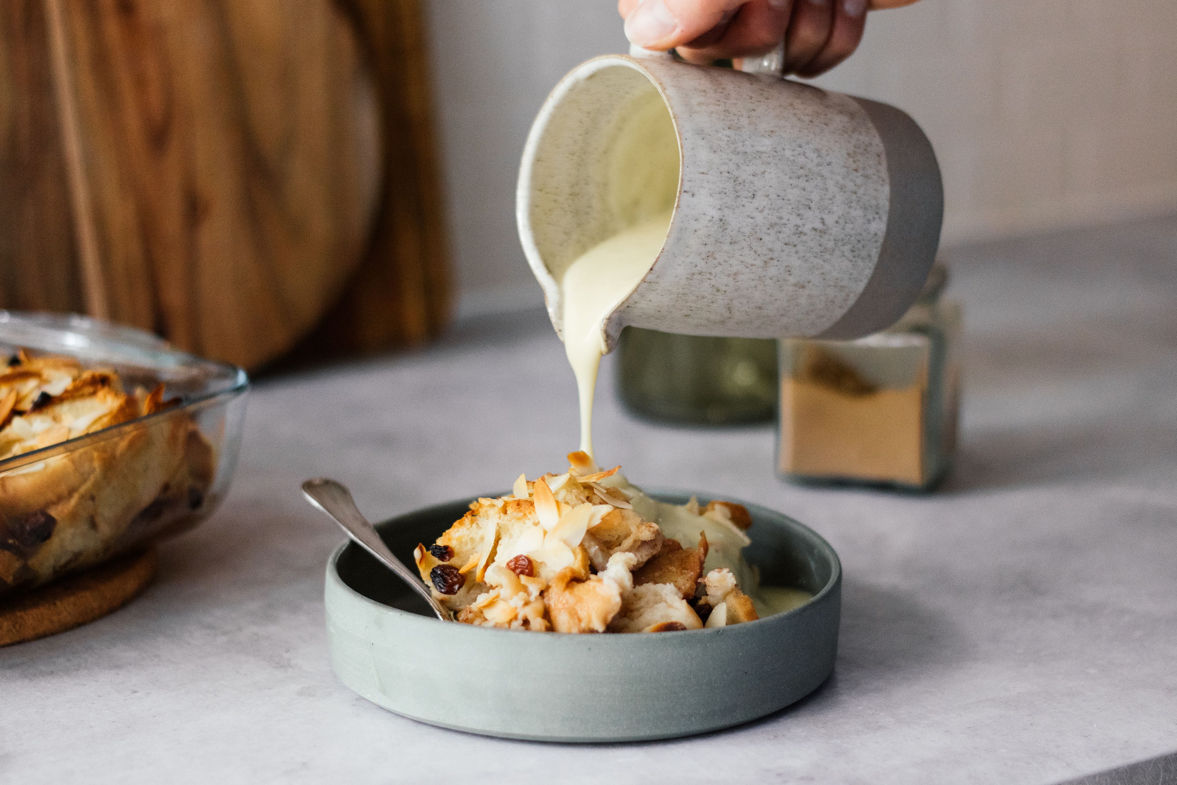 Vegan “Scheiterhaufen” (Sweet Bread Casserole with Apples)