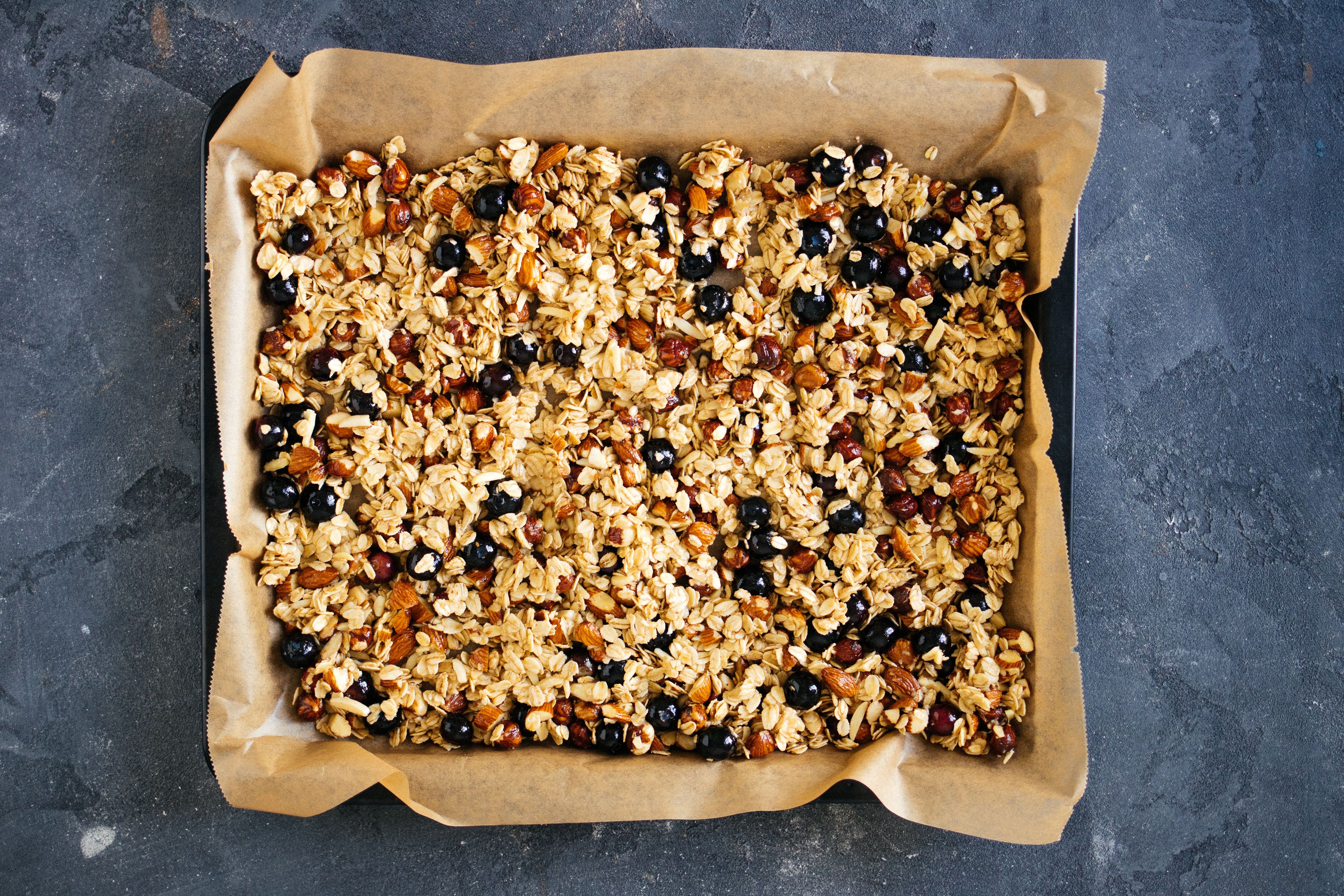 R66 Super easy, vegan Blueberry Granola
