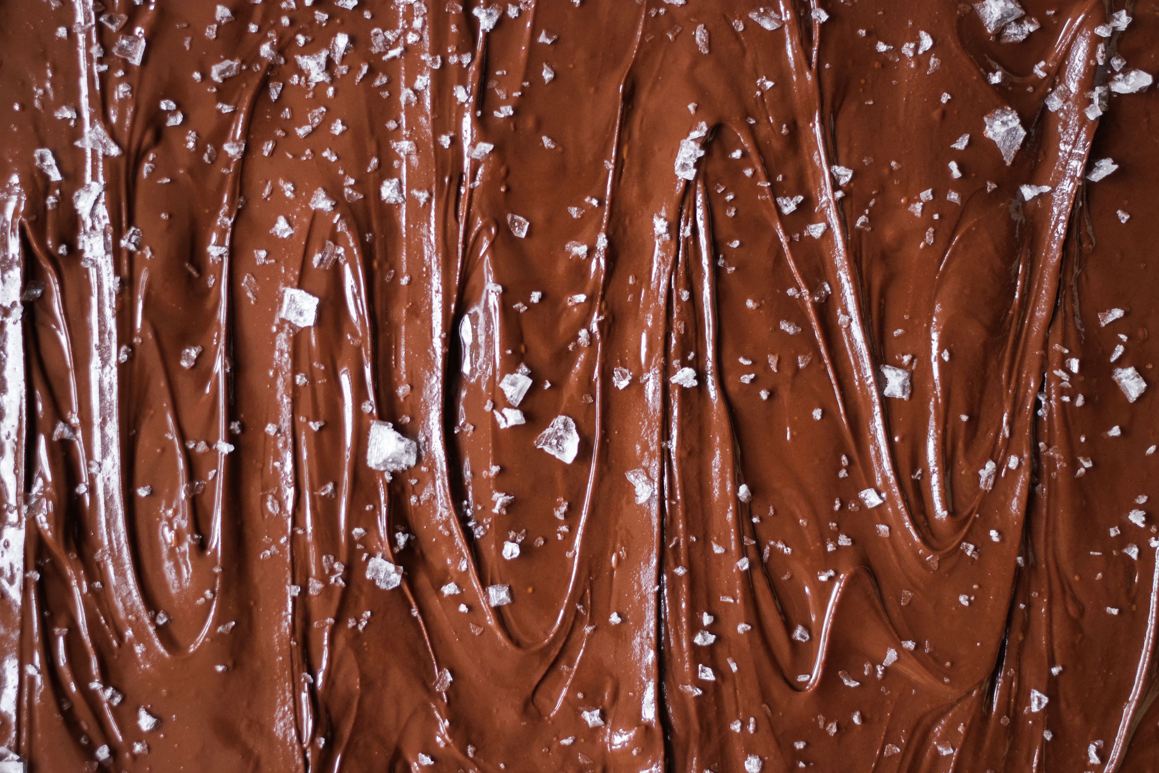 R509 Vegan Almond Millionaire Bars