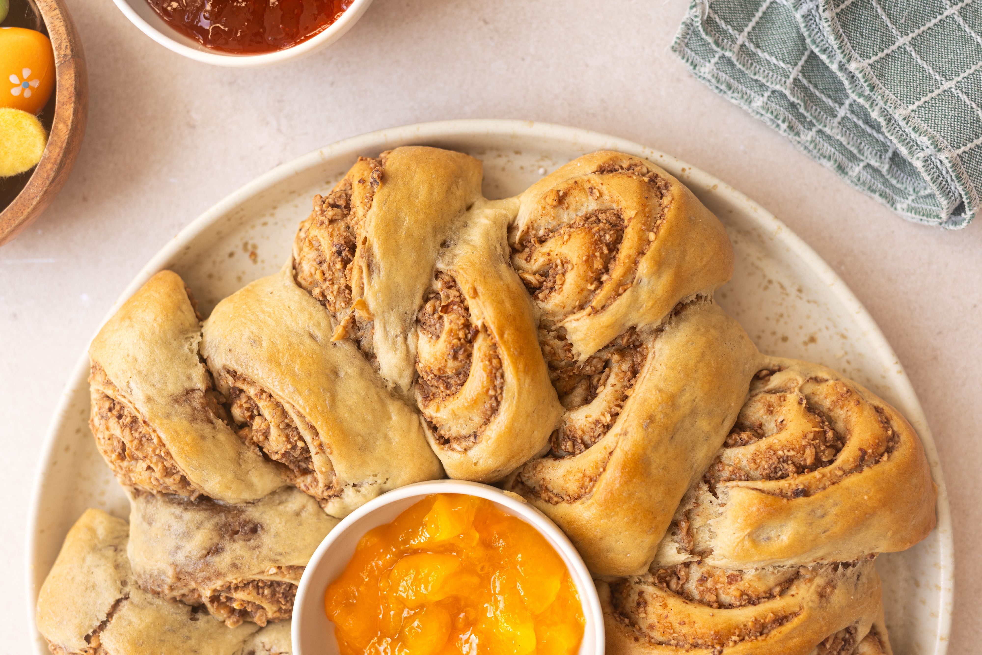 Vegan Scissor Cut Yeast Wreath with Nut Filling
