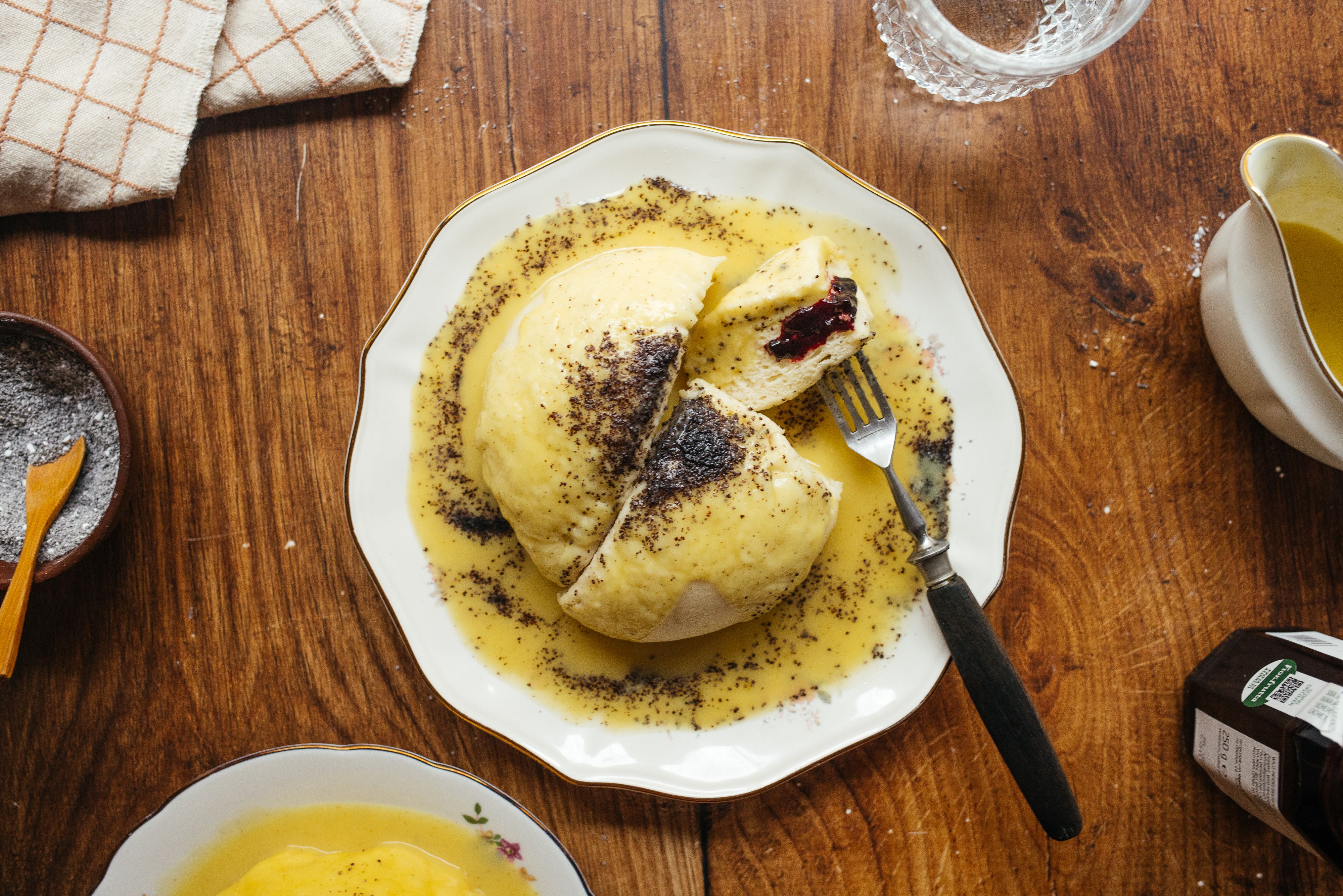 Vegan “Germknödel“ with Vanilla Sauce (Yeast Dumplings)