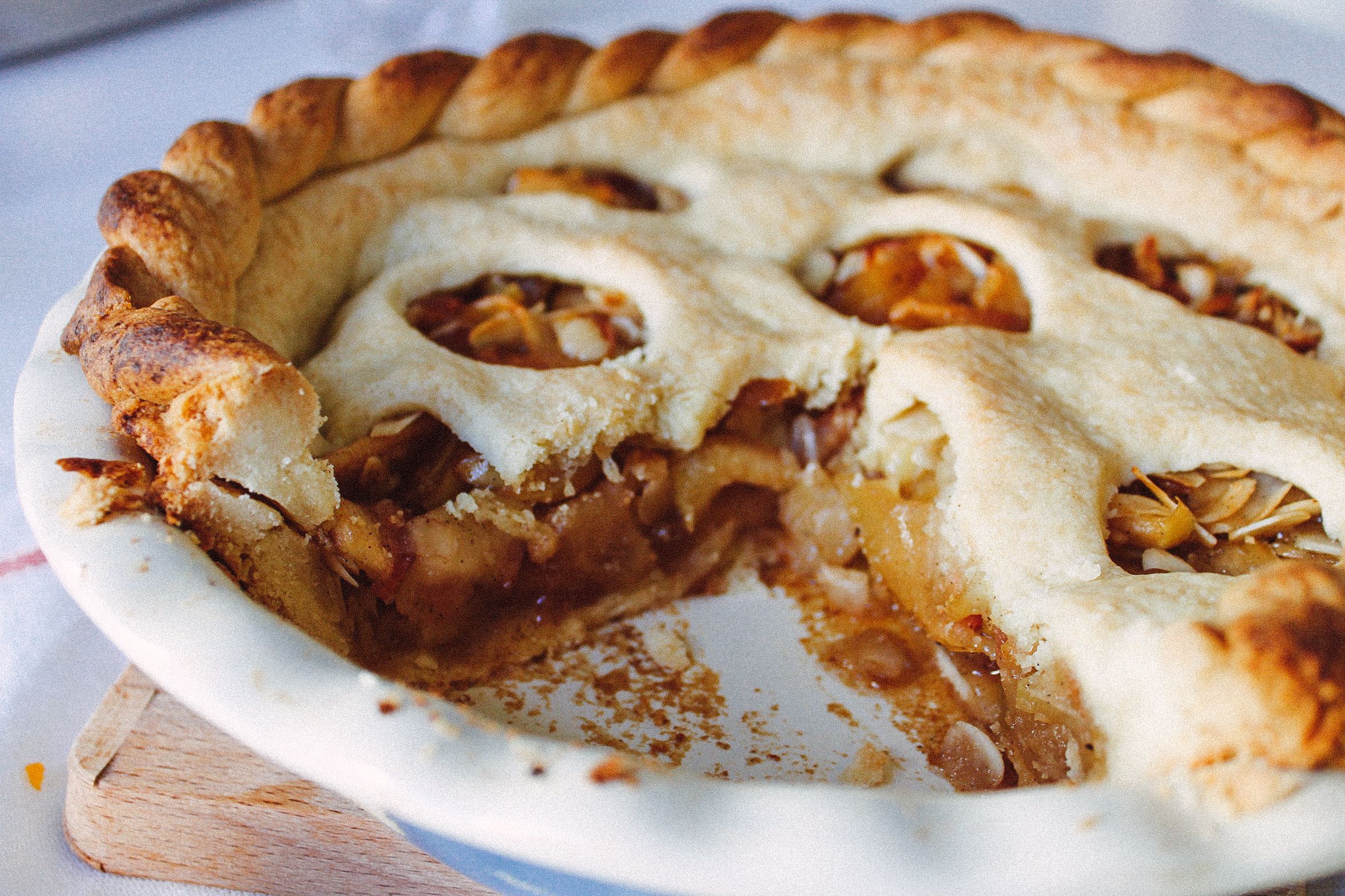 R181 Pie mit karamellisierten Äpfeln